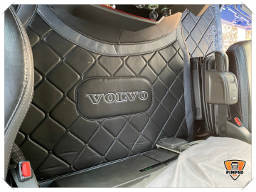 VOLVO FH4/FH5 Eco Leather Engine cover & Floor mats MNW diamonds